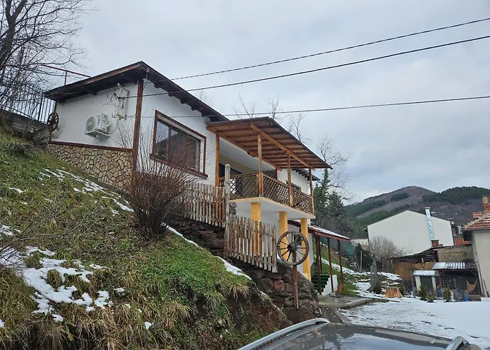 Сasa de vacaciones къща чипровка *